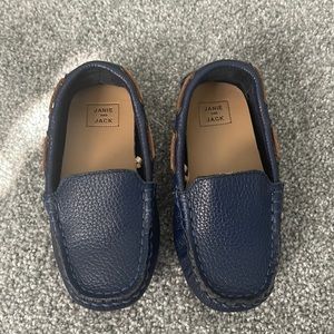 Janie & Jack leather driving shoe. Navy